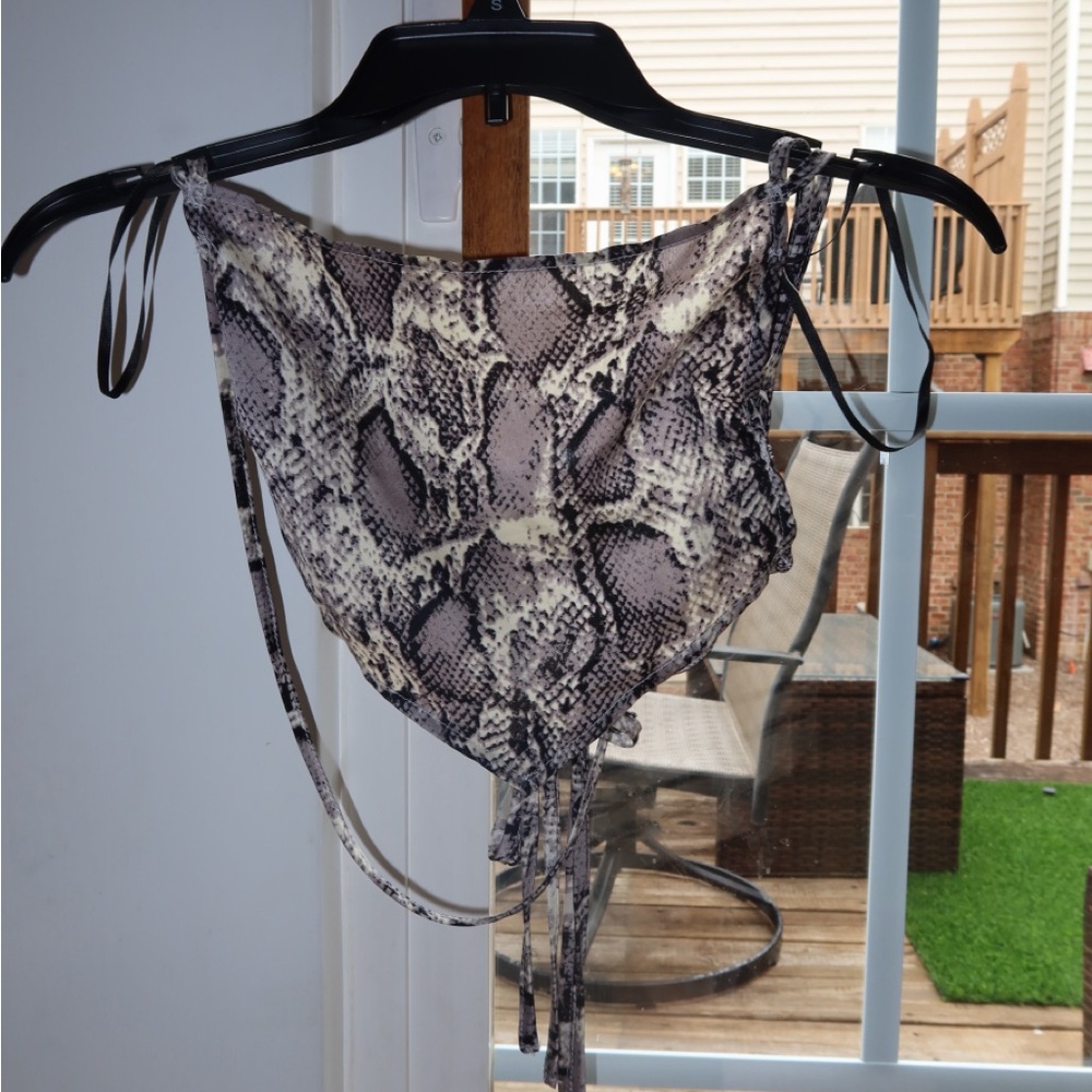 Small snakeskin pattern SHEIN back tie crop. Worn once
